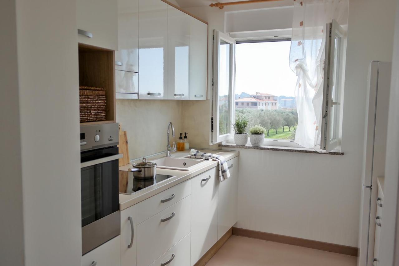 Karbonaca Apartments Fažana Esterno foto